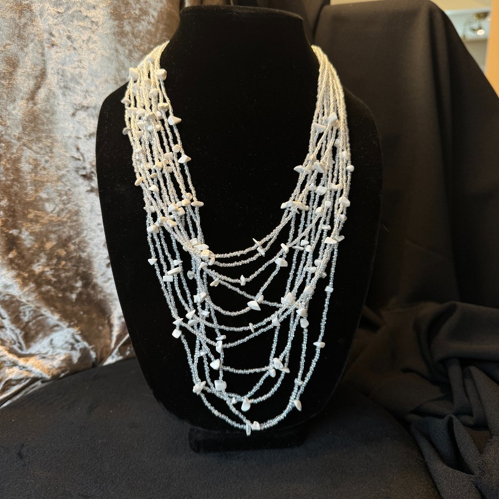 Laila Rowe Snowy White Long Abundant Seed Bead Necklace Adjustable Statement Euc 25$
